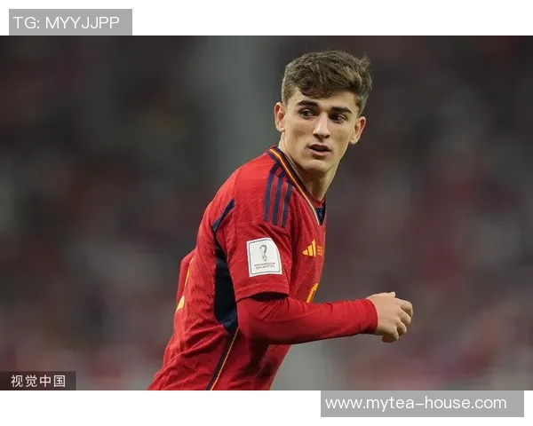 新生帅气足球明星崭露头角引领未来足坛潮流与风尚